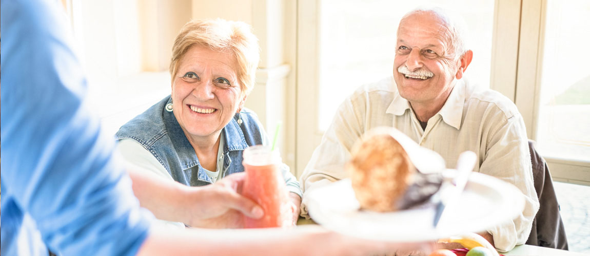 The Best Nutritional Drinks For Seniors: A Complete Guide
