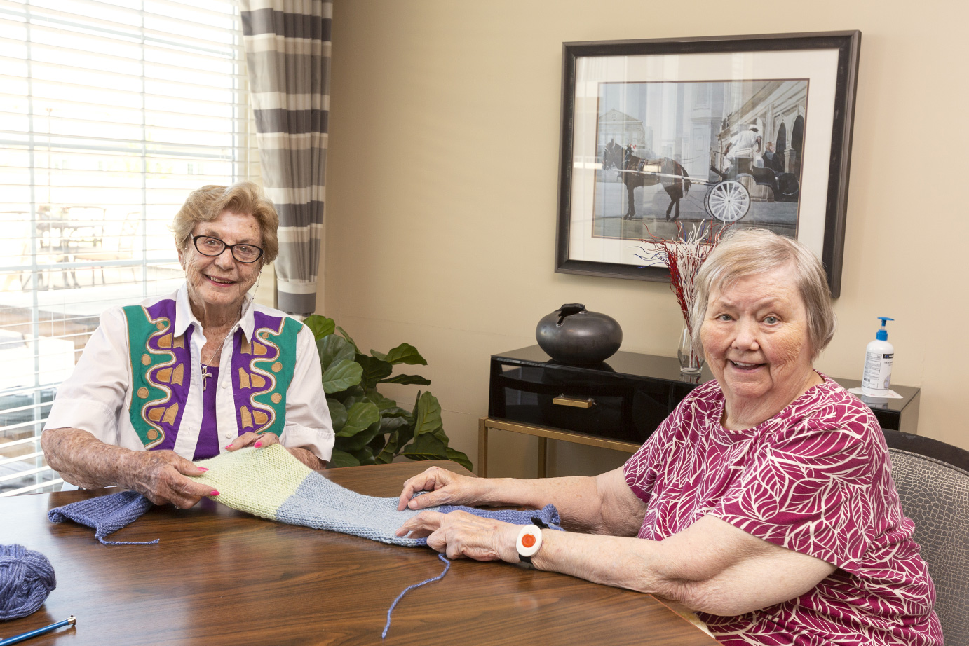 Independence Village of Fishers East residents knitting 