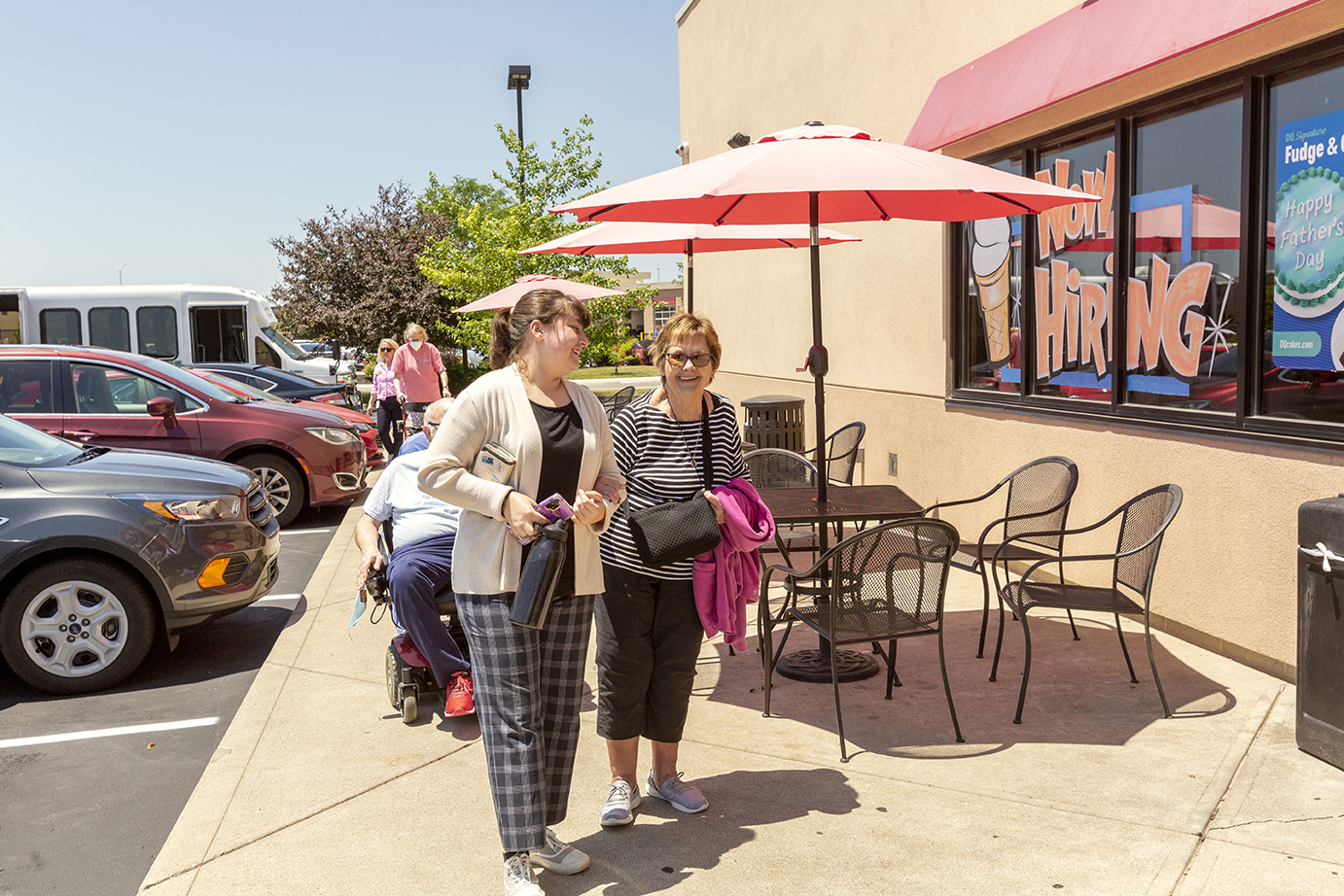 Independence Village of Fishers East residents exploring the city